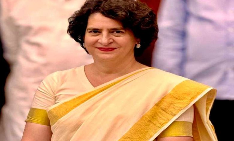 राहुल गांधी पर सुप्रीम कोर्ट की टिप्पणी पर प्रियंका गांधी