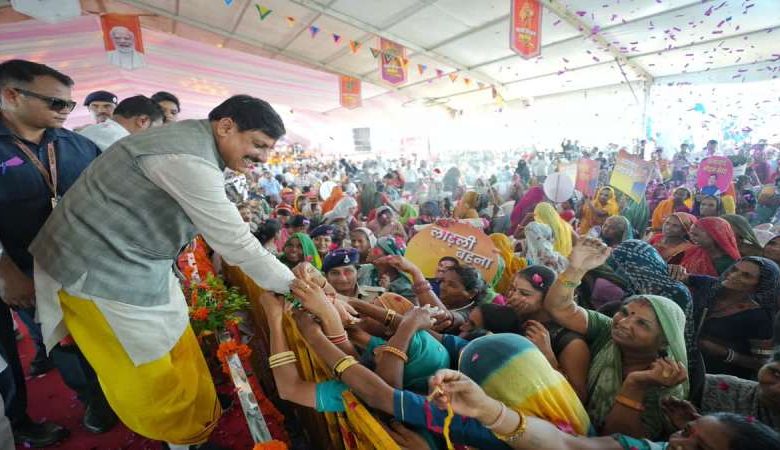 लाड़ली बहनों के खाते में होगी नोटों की बारिश भाईदूज