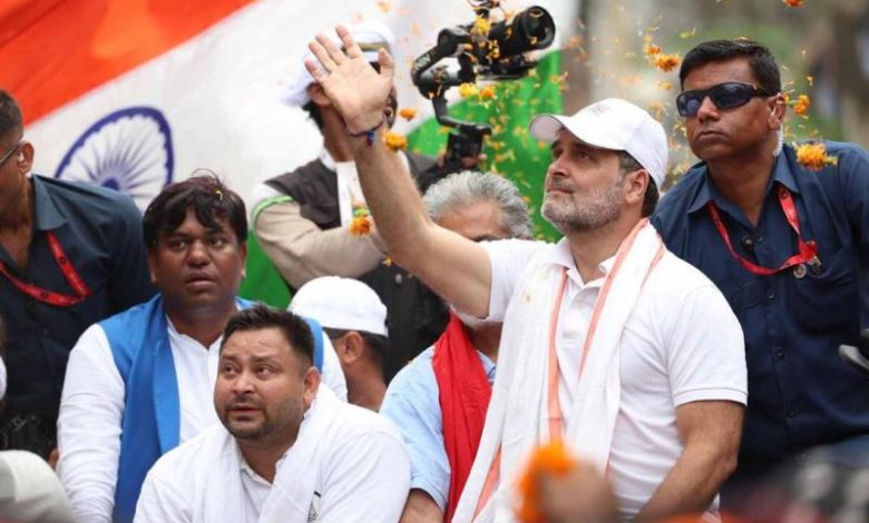 लोकतंत्र खत्म करना चाहते हैं पीएम मोदी और भाजपा