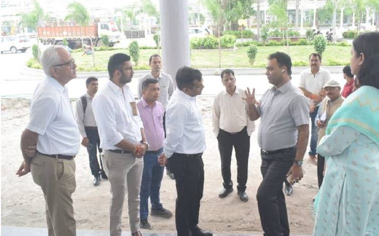 सुरक्षा मानकों की पोल खुली करोड़ों की बिल्डिंग में फायर