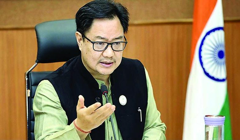 सुर्खियां बटोरने के लिए कर रहे बेतुकी बातें, किरेन रिजिजू की राहुल गांधी को नसीहत, जानिए क्या कहा 1 सुर्खियां बटोरने के लिए कर रहे बेतुकी बातें किरेन रिजिजू