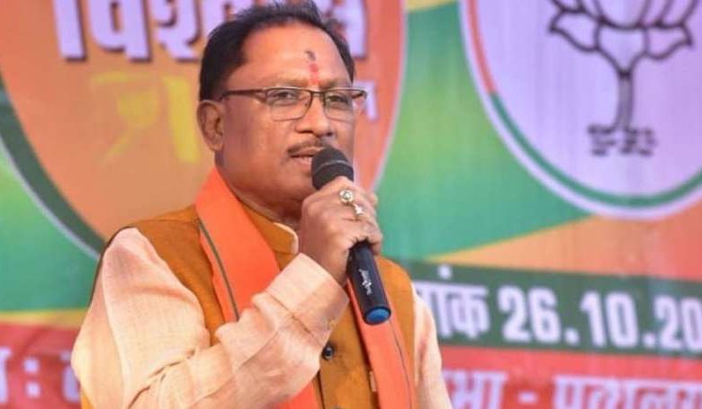 स्वच्छता कार्यकर्ताओं को CM विष्णुदेव साय और डिप्टी CM साव
