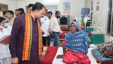 स्वास्थ्य मंत्री जायसवाल ने कोण्डागांव व फरसगांव में शासकीय अस्पतालों