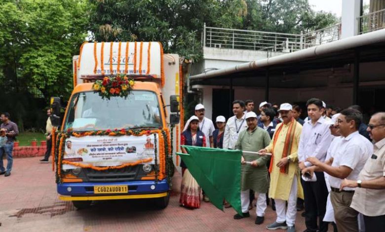 स्वास्थ्य विभाग का काम सिर्फ इलाज करना नहीं है, बल्कि बीमारी से पहले उसकी रोकथाम करना भी है : स्वास्थ्य मंत्री 1 स्वास्थ्य विभाग का काम सिर्फ इलाज करना नहीं है बल्कि