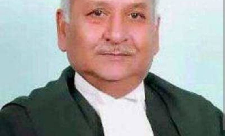 UP : 72 वर्षीय जस्टिस संजय मिश्रा पिछले 9.5 वर्षों से यूपी के लोकायुक्त पद पर जमे, कोर्ट में याचिका दायर.. 1 Screenshot 20250909 130644.Chrome28129