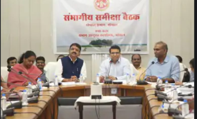 Bhopal के विकास कार्यों को लेकर एसीएस ने ली मीटिंग:कहा- सड़क, पानी-बिजली की सुविधा में कमी न रहे; सांसद भी शामिल रहे 1 Screenshot 20250919 204424.Chrome28129