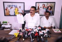 Madhya pradesh में 50 लाख वोटर हटाने की तैयारी: उमंग सिंघार, सवाल उठाया- 1 महीने में वोटर्स की जांच कैसे संभव? 2 IMG 20251029 WA0053