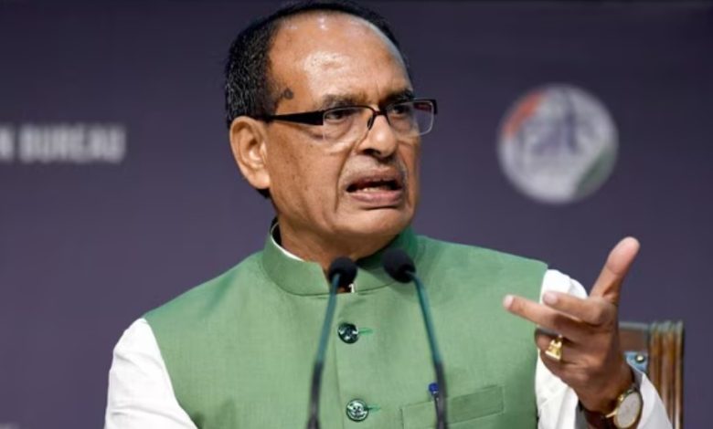 Shivraj Singh Chauhan ने उड़ा दी कृषि मंत्रालय के अधिकारियों की नींद, रात 11 बजे बुला ली बैठक, नाराज हुए 1 Screenshot 20251010 150103.Chrome28129