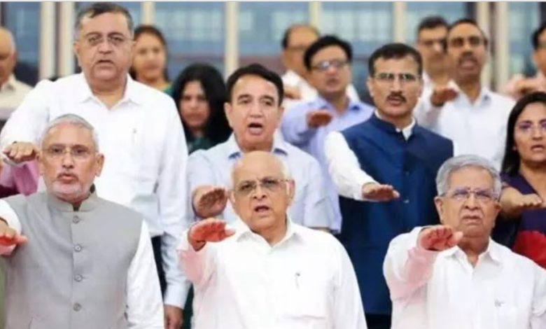 Gujarat: नए मंत्रिपरिषद का शपथ ग्रहण, हर्ष सांघवी राज्य के नए डिप्टी सीएम, रिवाबा जडेजा को भी मंत्रीपद 1 Screenshot 20251017 140530.Chrome28129