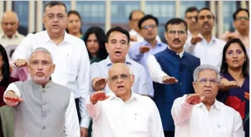 Gujarat: नए मंत्रिपरिषद का शपथ ग्रहण, हर्ष सांघवी राज्य के नए डिप्टी सीएम, रिवाबा जडेजा को भी मंत्रीपद 6 Screenshot 20251017 140530.Chrome28129