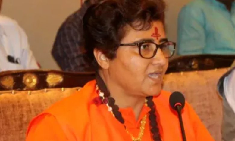 लव जिहाद पर साध्वी प्रज्ञा का बड़ा बयान, हमारी लड़की हमारा कहना न माने तो उसकी टांगे तोड़ दो... 1 Screenshot 20251019 162244.Chrome28129