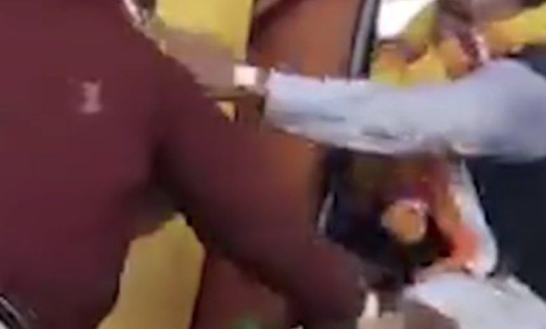 MP : माल्यार्पण के दौरान क्रेन में फंसे बीजेपी सांसद, ऑपरेटर को जड़ दिया थप्पड़ 1 Screenshot 20251101 132319.Chrome28129