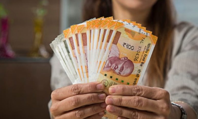 Report में दावा: 12 राज्यों ने महिलाओं को बांटे 1.68 लाख करोड़, नकद योजनाएं बढ़ा रहीं सरकारों का घाटा 1 Screenshot 20251105 160556.Chrome28129