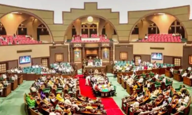 MP महिला बाल विकास विभाग: विधानसभा में जवाब आ गया, मंत्री को पता नहीं, प्रदेश में बढ़ रहे बाल विवाह...! 1 Screenshot 20251202 200112.Chrome28129