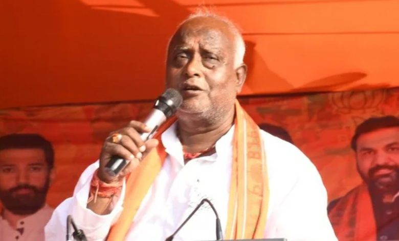 BJP MLA : बहुत लेडीज आत्मसंतुष्टि के लिए कुत्ता के साथ सोती हैं, बिहार में भाजपा विधायक के बिगड़े बोल 1 Screenshot 20251205 160808.Chrome28129