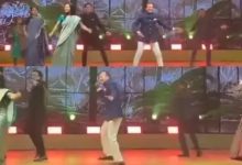 जिंदल की बेटी की शादी में नाचे सांसद, कंगना रनौत, महुआ मोइत्रा और सुप्रिया सुले ने लगाए ठुमके... 3 Screenshot 20251208 140939.Chrome28129