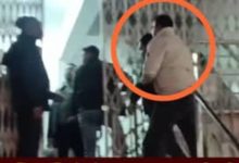 MP : जबलपुर में 10 लाख की घूस मांगी…4 लाख लेते 2 अधिकारी गिरफ्तार, व्यवसायी से ट्रांजैक्शन सेटलमेंट के बदले मांगे थे रुपए 3 Screenshot 20251218 001032.Chrome28129