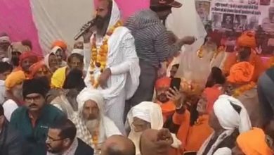 MP : भिंड में संतों ने फ्री कराया हाईवे का टोल, दंदरौआ सरकार और हेमंत कटारे धरने पर बैठे, बोले- रोड नहीं तो टैक्स नहीं... 5 Screenshot 20251229 151917.Gmail28129