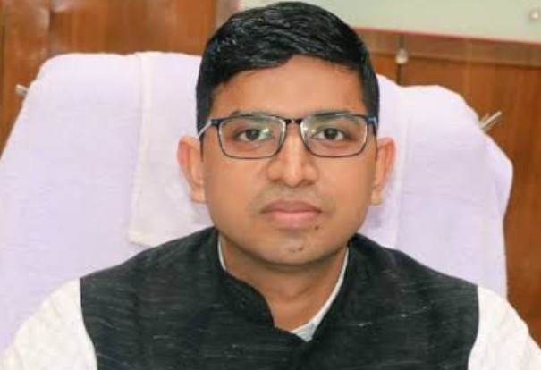 Indore : क्षितिज सिंघल इंदौर नगर निगम के नए आयुक्त होंगे 1 Screenshot 20260103 123131.Chrome28129