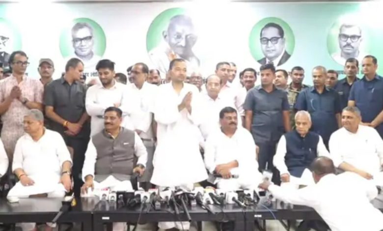 Bihar : जदयू में शामिल हुए निशांत कुमार, संजय झा ने दिलाई सदस्यता 1 Screenshot 20260308 133734.Chrome28129