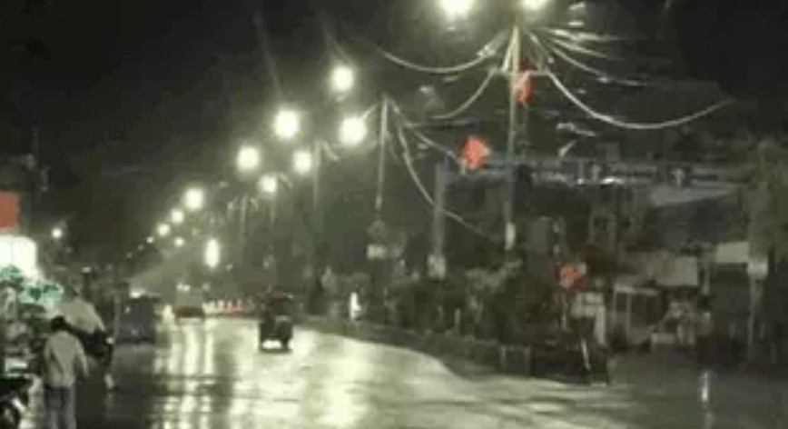 MP : भोपाल, जबलपुर समेत आधे MP में बारिश, उज्जैन, पांढुर्णा, बैतूल, झाबुआ, बड़वानी में ओले गिरे, फसलों को नुकसान 6 Screenshot 20260320 104719.Chrome28129