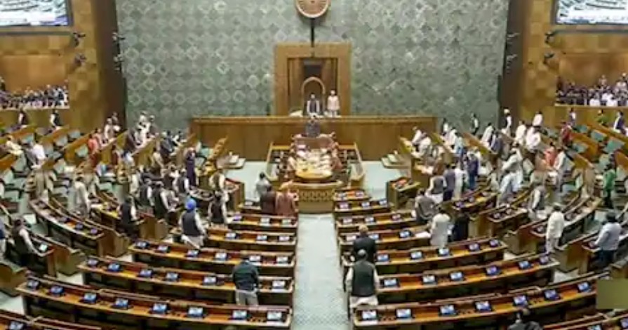 War: मिडिल ईस्ट संकट पर हुई ऑल पार्टी मीटिंग, सरकार ने सांसदों को किया ब्रीफ 6 Screenshot 20260325 232611.Chrome28129