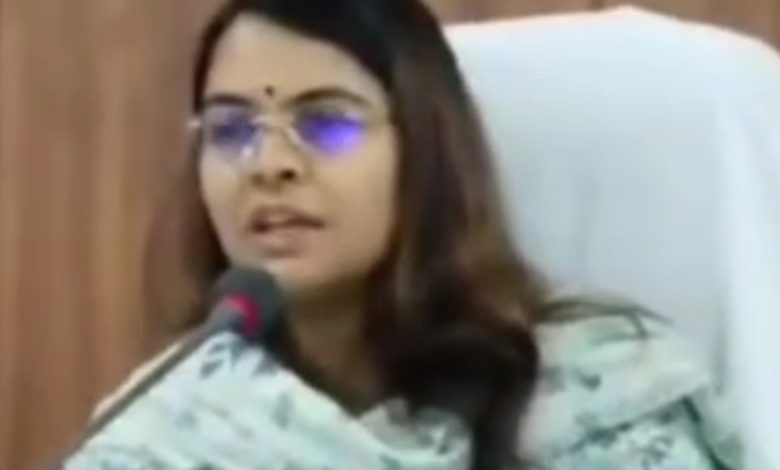 MP : शाजापुर कलेक्टर को हाईकोर्ट ने तीसरी बार लगाई फटकार, नाजिर की वेतनवृद्धि रोकने के आदेश पर स्टे, 15 दिन में हलफनामा देने कहा 1 Screenshot 20260326 120550.Chrome28129