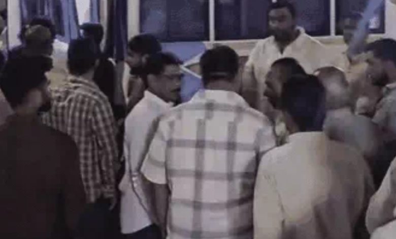 MP छिंदवाड़ा हादसे में 10 मौतें, 30 से ज्यादा घायल, महिला और बच्चे का हाथ कटकर अलग, CM के कार्यक्रम से लौट रही बस पलटी 1 Screenshot 20260326 231934.Chrome28129