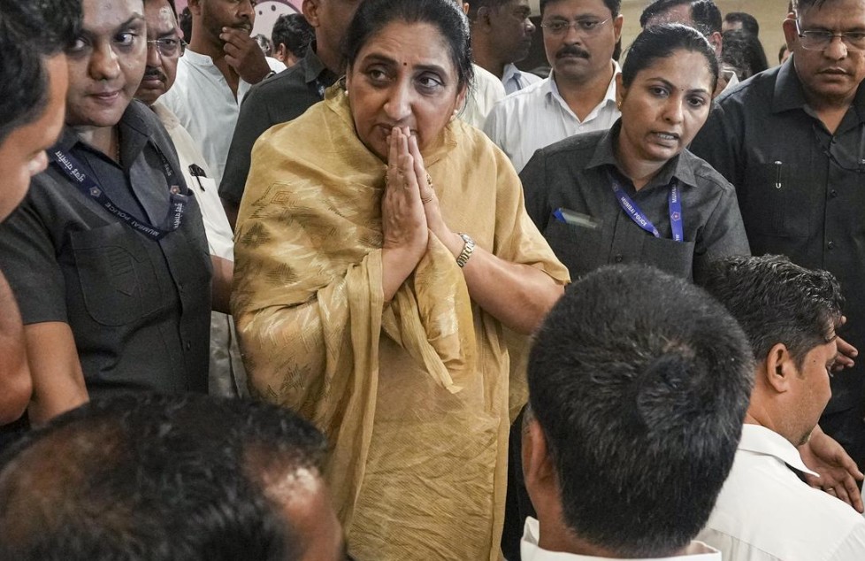 MVA में दरार: उद्धव द्वारा बारामती उपचुनाव में सुनेत्रा पवार का समर्थन करने की संभावना, लेकिन कांग्रेस का समर्थन नहीं 6 Screenshot 20260405 145902.Chrome28129