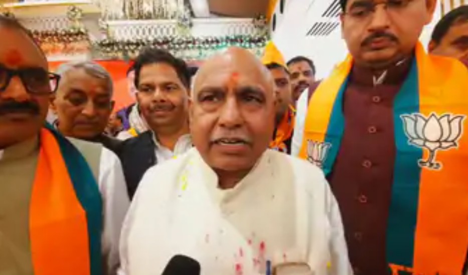 MP : भिंड में बीजेपी प्रदेशाध्यक्ष बोले- 'धर्म से ऊपर राष्ट्र':इंदौर में पार्षद ने वंदे मातरम न गाकर शहीदों का अपमान किया 6 Screenshot 20260409 132506.Chrome28129