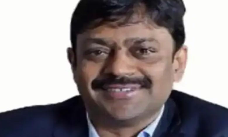 Adani पोर्ट्स ने नीरज बंसल को सीईओ-पोर्ट्स नियुक्त किया, प्रणव चौधरी बाहर हुए 1 Screenshot 20260512 164738.Chrome28129