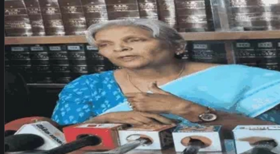 ट्विशा शर्मा डेथ केस में नया मोड़: रिटायर्ड जज सास ने लगाए गंभीर आरोप, अग्रिम जमानत खारिज होने के बाद पहली बार सामने आईं 7 Screenshot 20260518 225638.Chrome28129