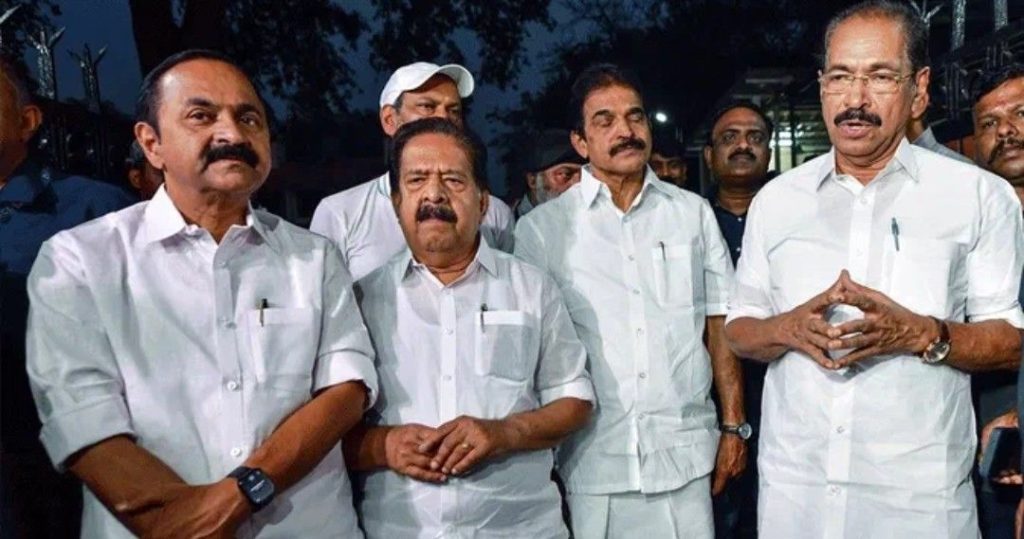 Keralam : कांग्रेस में सीएम पद को लेकर खींचतान जारी, आलाकमान ने वरिष्ठ नेताओं को बुलाया दिल्ली 2 screenshot 20260511 1942483958475961450147271