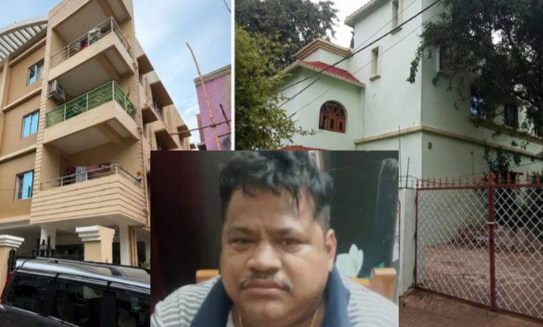 Odisha : 6,000 रुपये वेतन से लेकर 2 करोड़ रुपये नकद तक, जांच के दायरे में इंजीनियर 1 Screenshot 20260607 112838.InShot28129