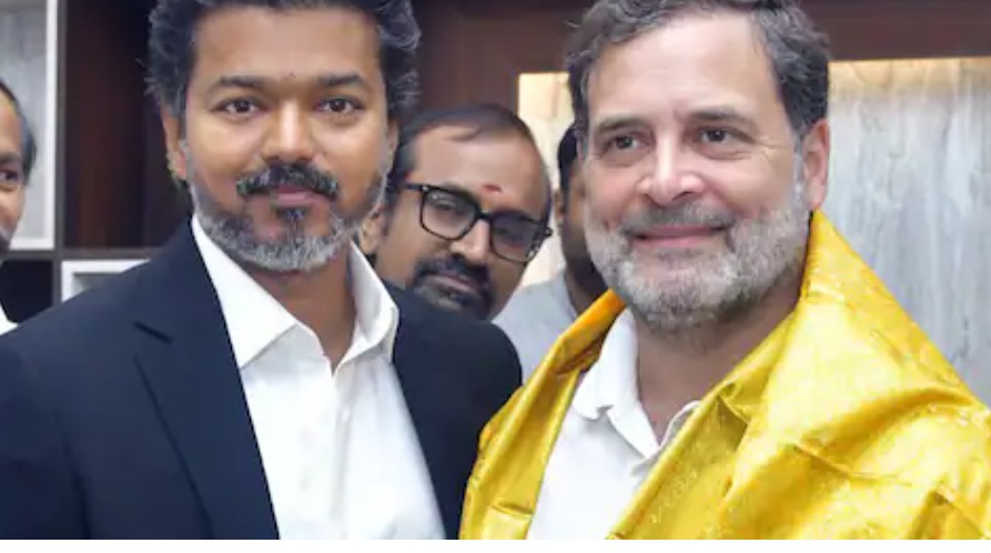 Tamilnadu : थलापति विजय ने दिया राहुल गांधी को गिफ्ट, कांग्रेस को सौंपी राज्यसभा सीट 6 Screenshot 20260608 105819.Chrome28129