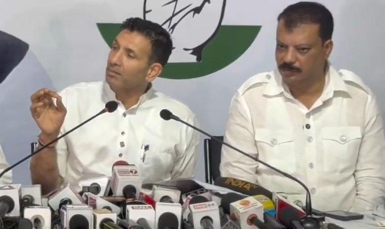 Madhya pradesh : मुख्यमंत्री मोहन यादव के परिवार ने 168 एकड़ जमीन खरीदी..? कांग्रेस हुई हमलावर, जाँच की मांग 5 img 20260623 wa0025281297684519456463625052