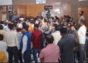 राज्यसभा चुनाव विवाद: नटराजन का नामांकन रद्द होने पर कांग्रेस का भोपाल से लेकर दिल्ली तक धरना, कल चुनाव आयोग से मुलाकात, अदालत जा सकता है मामला 3 screenshot 20260609 2304404769343175450676896 1