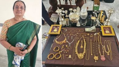 कर्नाटक में लोकायुक्त की बड़ी कार्रवाई, 10 सरकारी अफसरों के ठिकानों पर छापे, कृषि अधिकारी के घर से सोना और नकदी बरामद 2 Screenshot 20260708 144904.Chrome28129